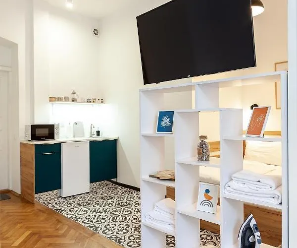 Check-in Apartment *