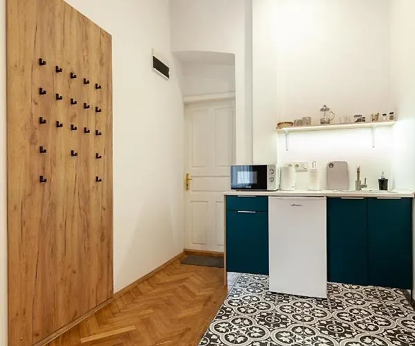 Check-in * Leópolis